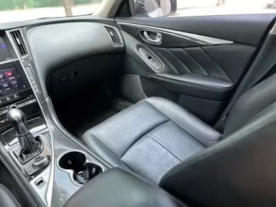 Infiniti Q50L 2017, 130000 км, за 7271.68 USD