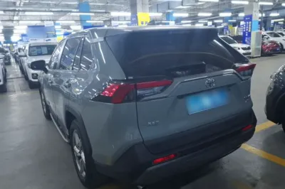 Toyota RAV4 2020, 61600 км, за 16803 USD