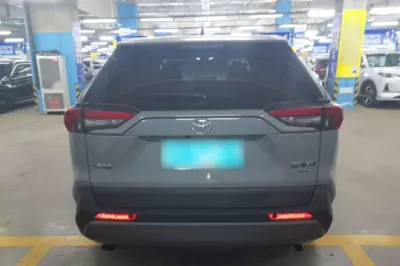 Toyota RAV4 2020, 61600 км, за 16803 USD