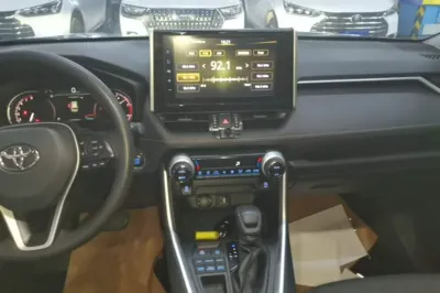 Toyota RAV4 2020, 61600 км, за 16803 USD - фото 15