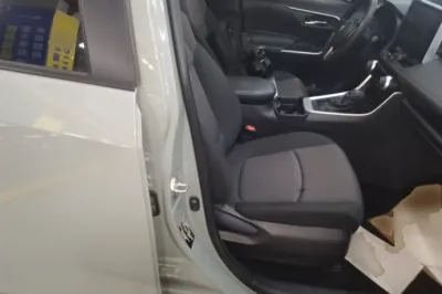 Toyota RAV4 2020, 61600 км, за 16803 USD - фото 19