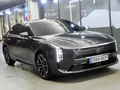 Kia K8 2025, 15703 км, за 25742.69 USD