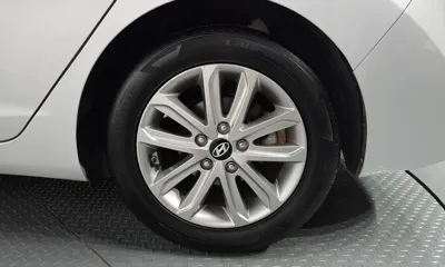 Hyundai Avante 2016, 93470 км, за 3771.99 USD - фото 15