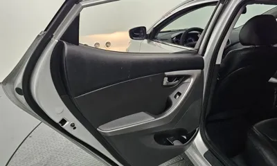 Hyundai Avante 2016, 93470 км, за 3771.99 USD - фото 19