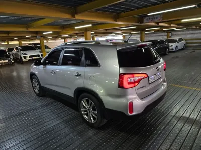 Kia Sorento 2014, 152939 км, за 4827.81 USD