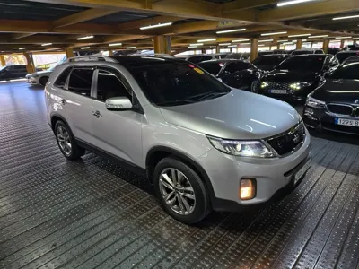 Kia Sorento 2014, 152939 км, за 4827.81 USD