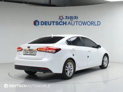 Kia K3 2016, 179905 км, за 3610.35 USD