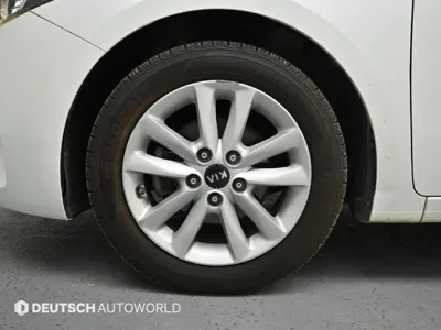 Kia K3 2016, 179905 км, за 3610.35 USD