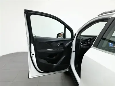 Buick Encore 2017, 24600 км, за 4692.38 USD - фото 8