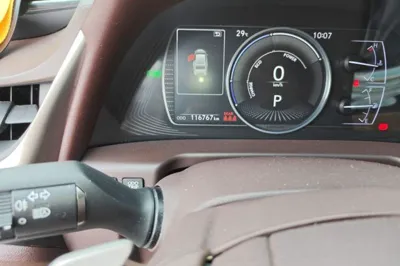 Lexus ES 2018, 116800 км, за 27523 USD - фото 11