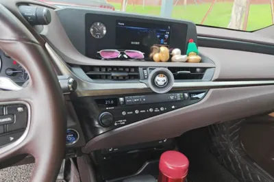 Lexus ES 2018, 116800 км, за 27523 USD - фото 12