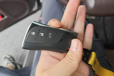 Lexus ES 2018, 116800 км, за 27523 USD - фото 17