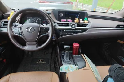 Lexus ES 2018, 116800 км, за 27523 USD - фото 18