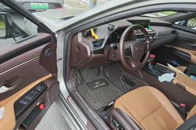 Lexus ES 2018, 116800 км, за 27523 USD - фото 19