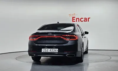 Hyundai Grandeur 2019, 68580 км, за 10437.18 USD