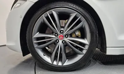 Jaguar XJ 2018, 82123 км, за 14740.89 USD