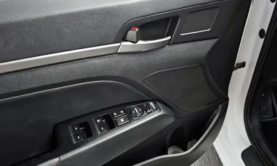Hyundai Avante 2016, 109398 км, за 5064.03 USD - фото 18