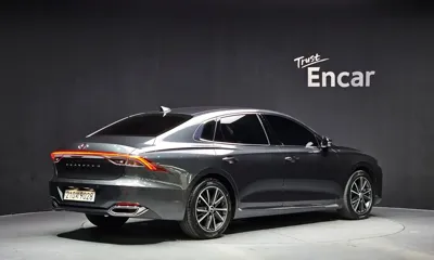 Hyundai Grandeur 2022, 160174 км, за 11886.35 USD