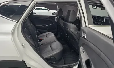 Hyundai Tucson 2019, 57998 км, за 13325.46 USD - фото 11