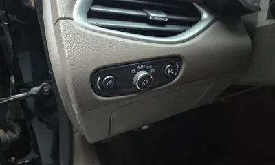 ChevroletGMDaewoo Malibu 2017, 112172 км, за 4098.36 USD - фото 15