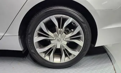Hyundai Sonata 2015, 135360 км, за 6175.65 USD