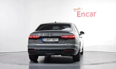 Audi S4 2021, 53337 км, за 30806.61 USD