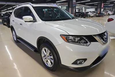 Nissan X-Trail 2014, 89600 км, за 7728 USD
