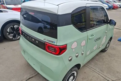 Wuling Hongguang MINIEV 2021, 34100 км, за 4607 USD - фото 6