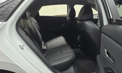 Hyundai Avante 2024, 27560 км, за 17226.8 USD - фото 12