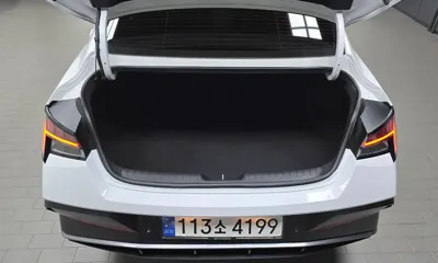 Hyundai Avante 2024, 27560 км, за 17226.8 USD - фото 20