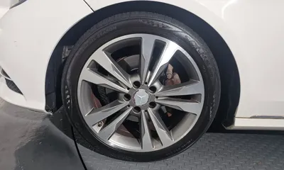 Mercedes-Benz E-Class 2014, 88324 км, за 6805.42 USD