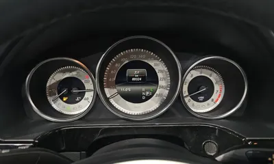 Mercedes-Benz E-Class 2014, 88324 км, за 6805.42 USD - фото 8
