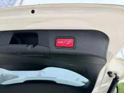 Mercedes-Benz GLB 2021, 41000 км, за 18002.22 USD - фото 23