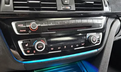 BMW 3-Series 2018, 142477 км, за 9029.44 USD - фото 16
