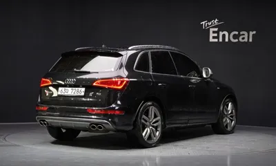 Audi SQ5 2015, 107526 км, за 12465.54 USD