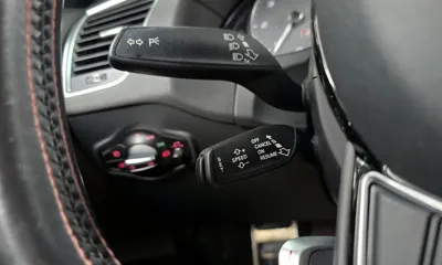 Audi SQ5 2015, 107526 км, за 12465.54 USD - фото 17