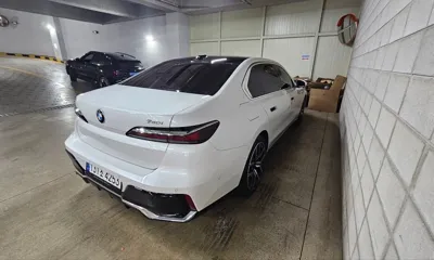 BMW 7-Series 2023, 70147 км, за 58170.32 USD