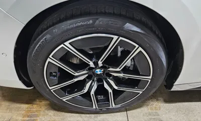 BMW 7-Series 2023, 70147 км, за 58170.32 USD