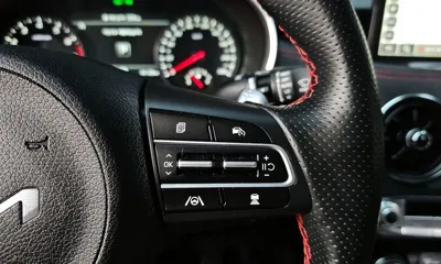 Kia Stinger 2023, 41123 км, за 27082.92 USD - фото 19