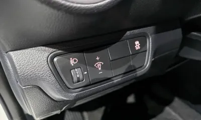 Kia K3 2019, 27129 км, за 8861.76 USD - фото 12