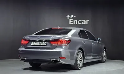 Lexus LS 2013, 99880 км, за 12086.17 USD