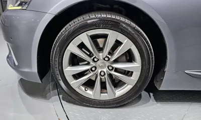 Lexus LS 2013, 99880 км, за 12086.17 USD