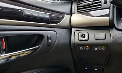 Lexus LS 2013, 99880 км, за 12086.17 USD - фото 17
