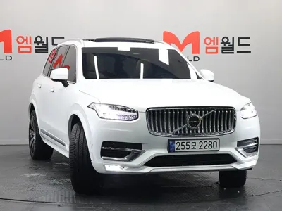 Volvo XC90 2023, 28862 км, за 41870.14 USD