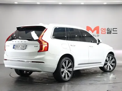 Volvo XC90 2023, 28862 км, за 41870.14 USD