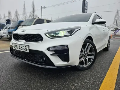 Kia K3 · 2019 год