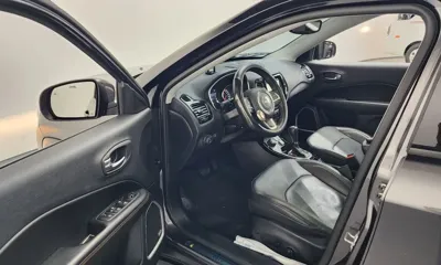 Jeep Compass 2019, 59399 км, за 7491.86 USD - фото 10