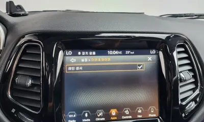 Jeep Compass 2019, 59399 км, за 7491.86 USD - фото 33