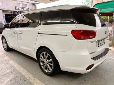 Kia Canival 2019, 251435 км, за 4753.53 USD