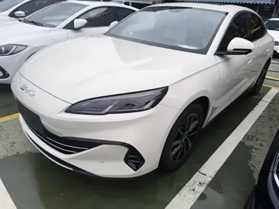 BYD 海豹06 2025, 6400 км, за 12075.66 USD